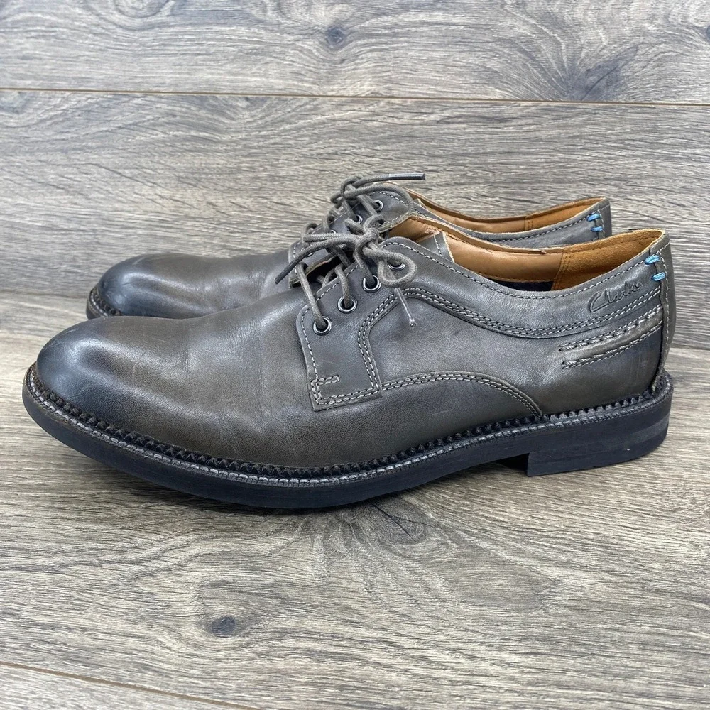 Clarks Derby Shoes Mens 10 Grey Leather Distressed Lace Up 26110632